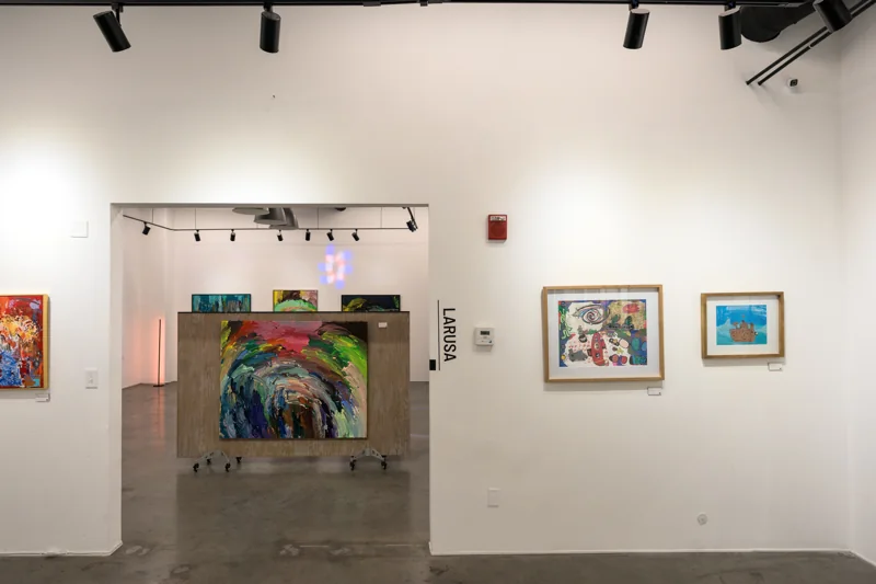 Connection to the Larusa gallery